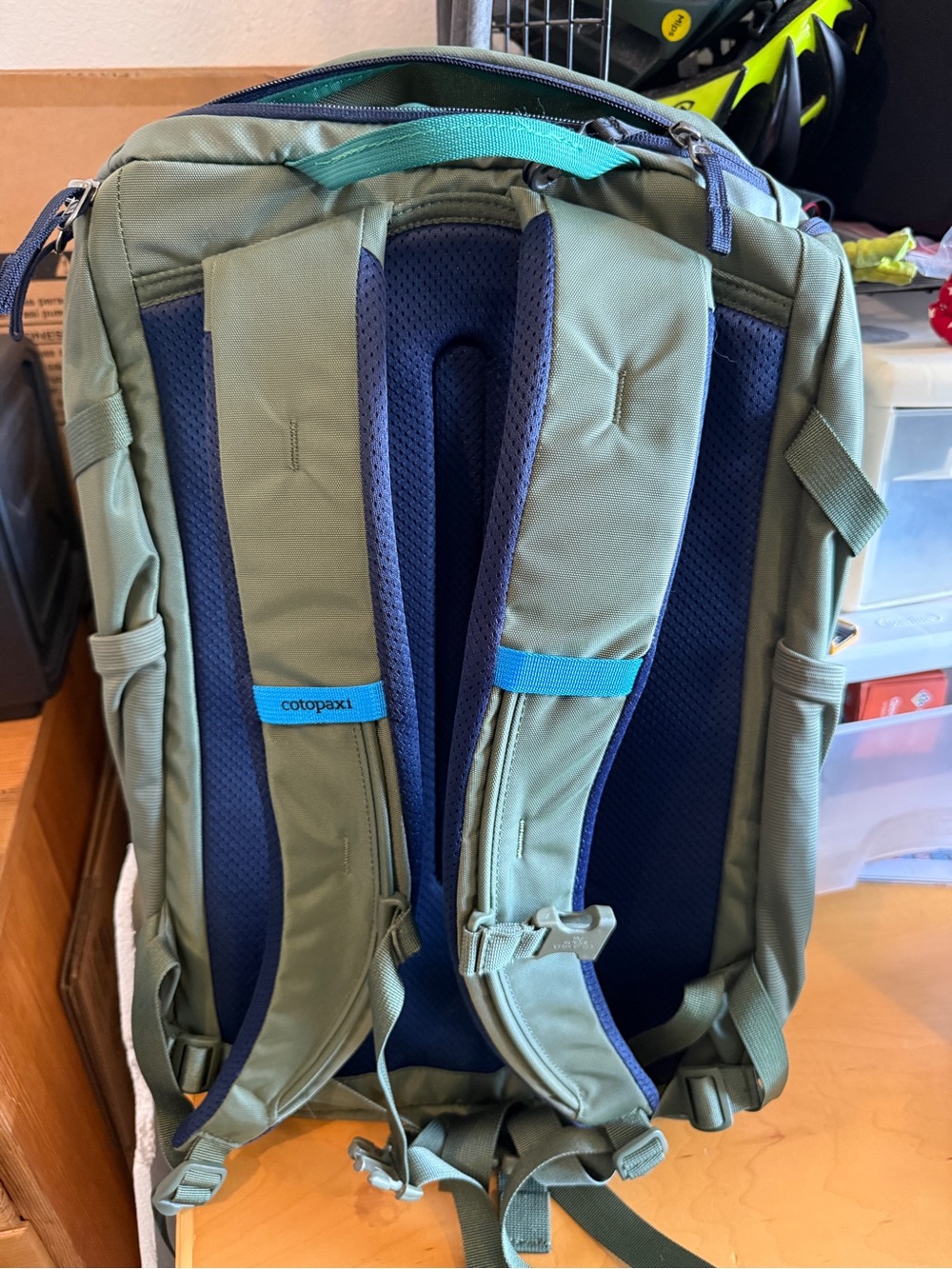 Cotopaxi Torre 24L Daypack - Cada Dia Spruce Green - excellent condition - Picture 2 of 10